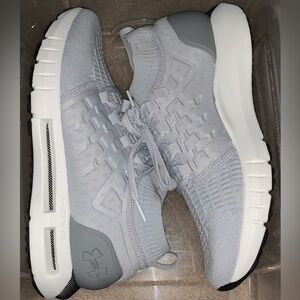 Under Armour - Phantom 1 - Gray/ White/Black - Size 9.5 - Brand New